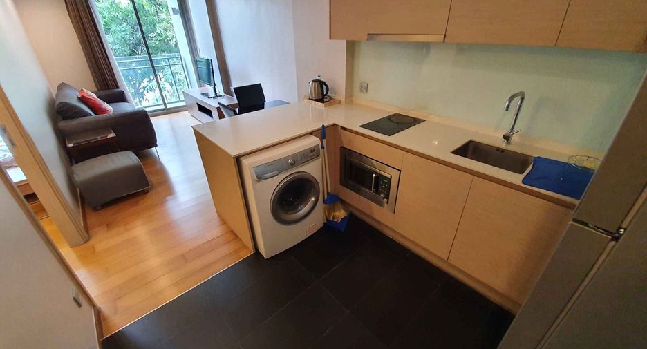 For rent 1 bed condo in Watthana, Bangkok