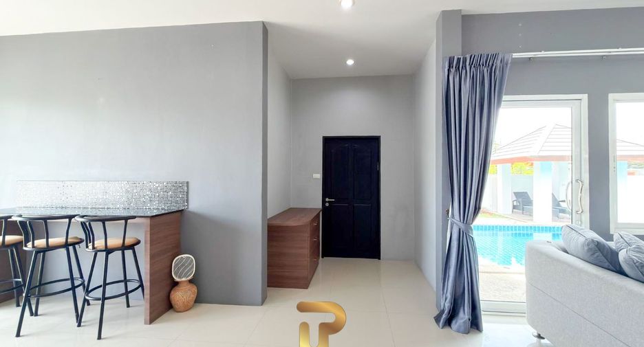 For sale 3 bedrooms villa in Huay Yai, Pattaya