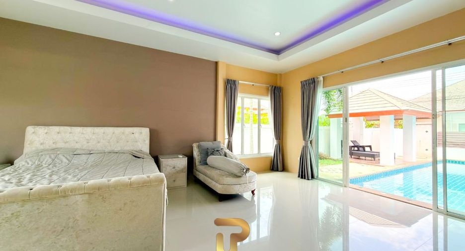 For sale 3 bedrooms villa in Huay Yai, Pattaya