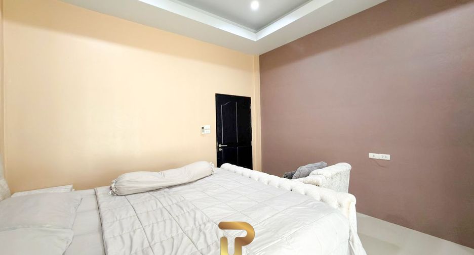 For sale 3 bedrooms villa in Huay Yai, Pattaya