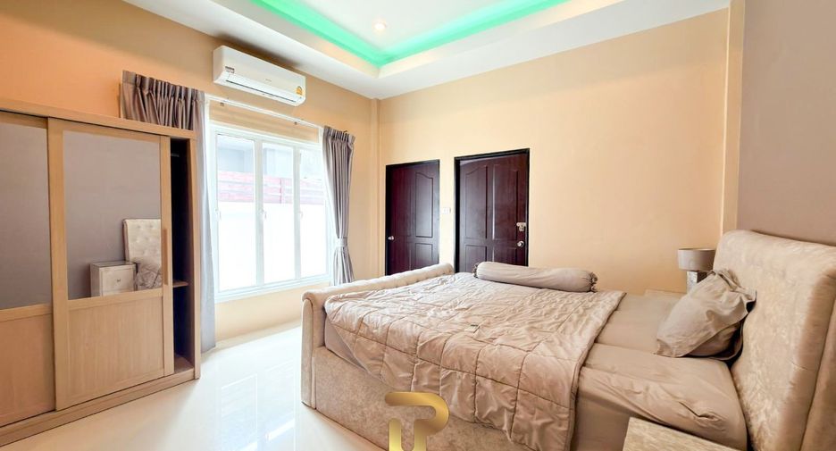 For sale 3 bedrooms villa in Huay Yai, Pattaya