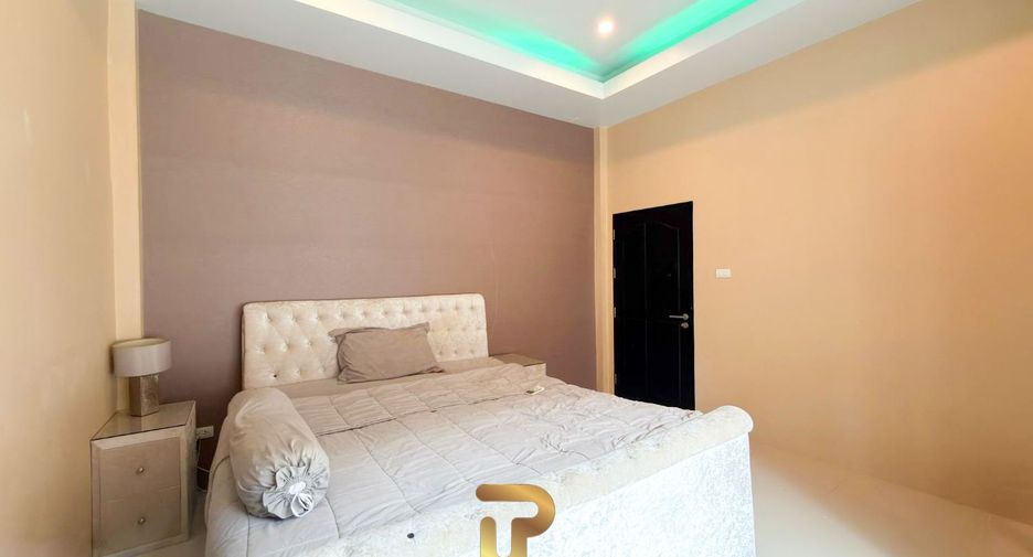 For sale 3 bedrooms villa in Huay Yai, Pattaya