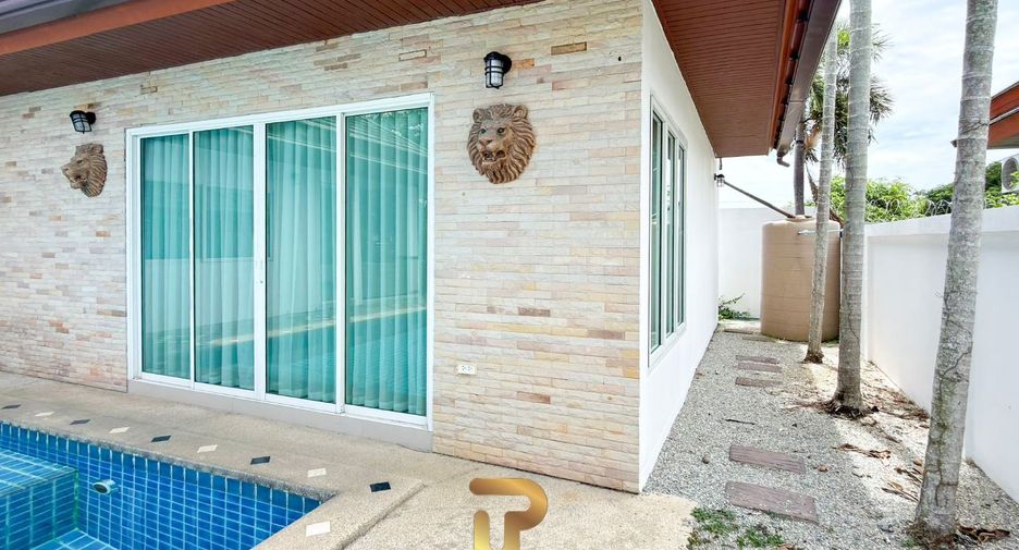 For sale 3 bedrooms villa in Huay Yai, Pattaya