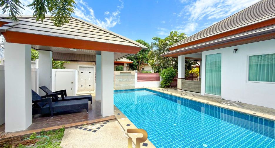 For sale 3 bedrooms villa in Huay Yai, Pattaya