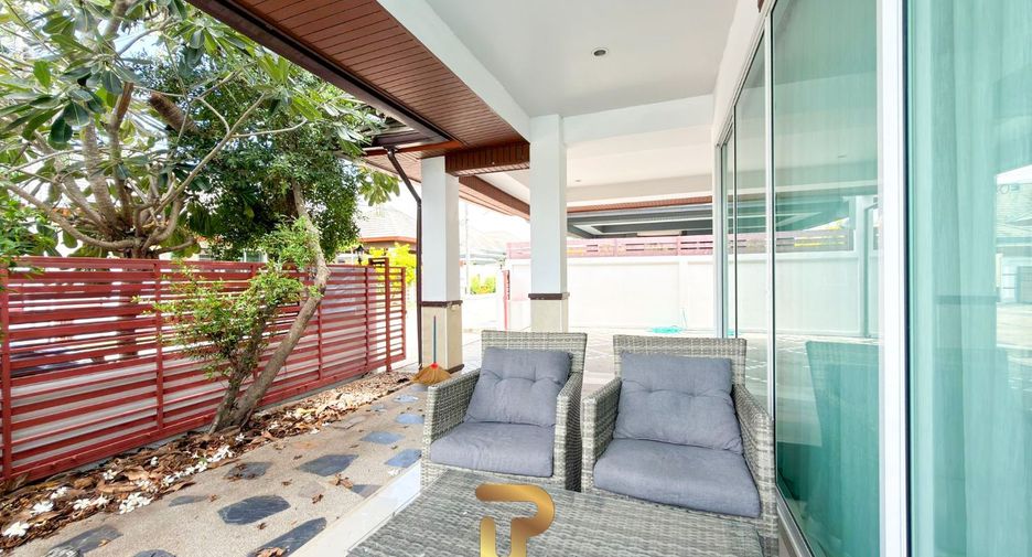 For sale 3 bedrooms villa in Huay Yai, Pattaya