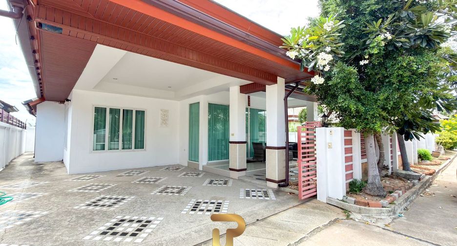 For sale 3 bedrooms villa in Huay Yai, Pattaya