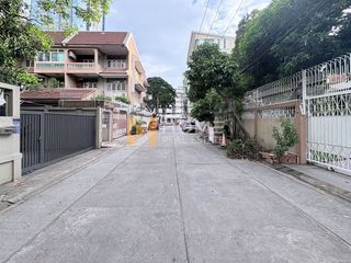 出售 3 卧室 独立屋 在 Phaya Thai, 曼谷