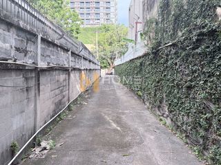 出售 3 卧室 独立屋 在 Phaya Thai, 曼谷