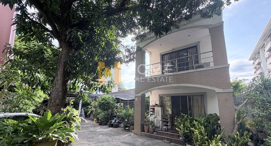 出售 3 卧室 独立屋 在 Phaya Thai, 曼谷