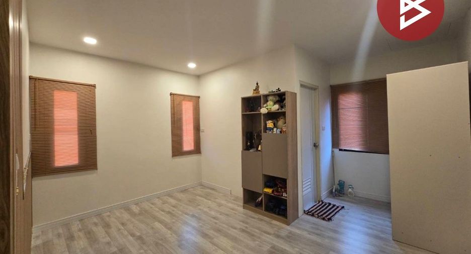 出售 4 卧室 独立屋 在 Ban Khai, Rayong