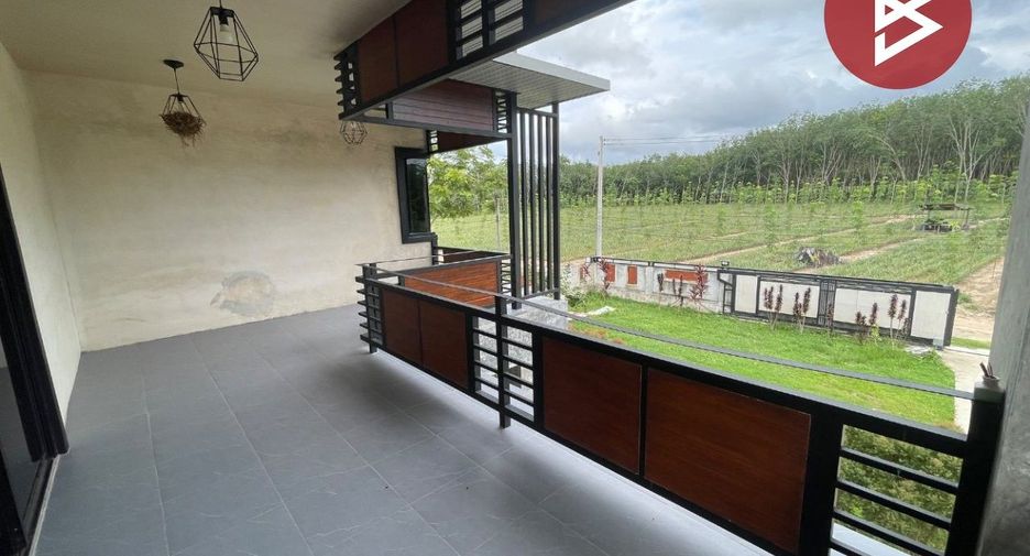 出售 4 卧室 独立屋 在 Ban Khai, Rayong