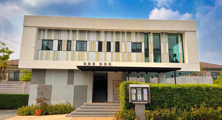 Casa adosada en venta de 4 habitaciones en Lak Si, Bangkok