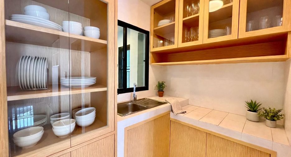 Casa adosada en venta de 4 habitaciones en Lak Si, Bangkok