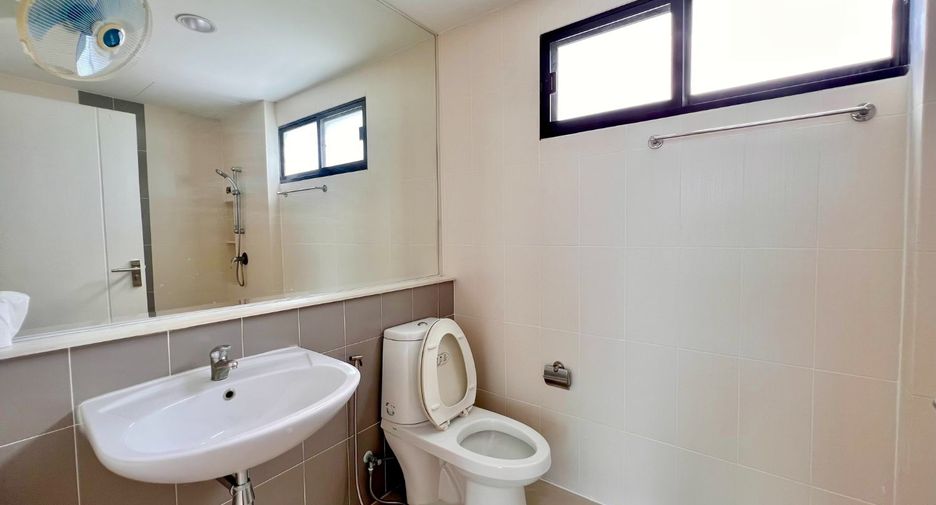 Casa adosada en venta de 4 habitaciones en Lak Si, Bangkok