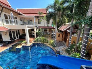 Villa en venta de 4 habitaciones en Bang Lamung, Chonburi