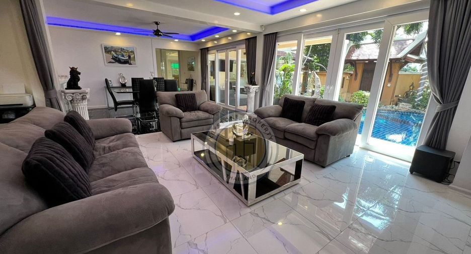 Villa en venta de 4 habitaciones en Bang Lamung, Chonburi