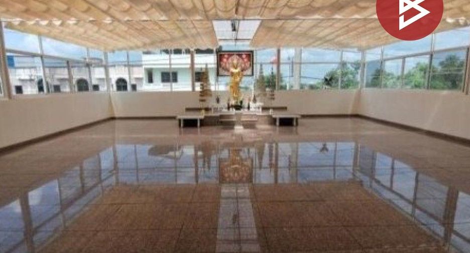 Oficina en venta en Krathum Baen, Samut Sakhon