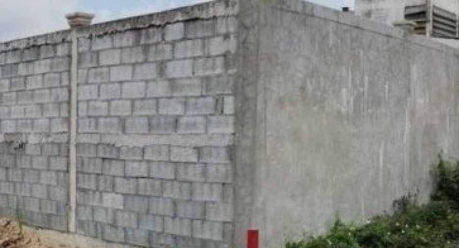 Oficina en venta en Krathum Baen, Samut Sakhon