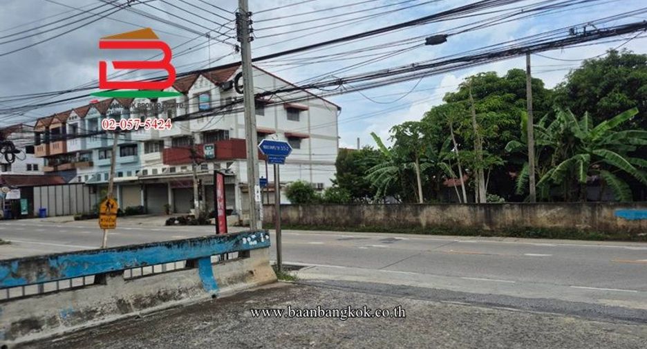 Terreno en venta en Bang Yai, Nonthaburi