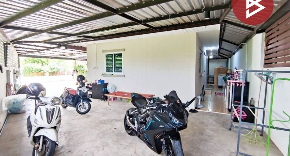À vendre 2 chambres maison à Phan Thong, Chonburi