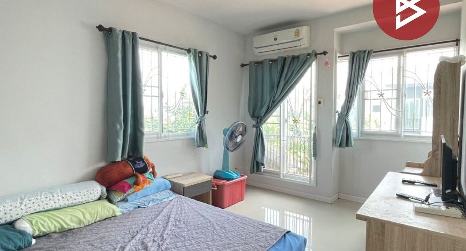 For sale 2 bedrooms townhouse in Khlong Luang, Pathum Thani