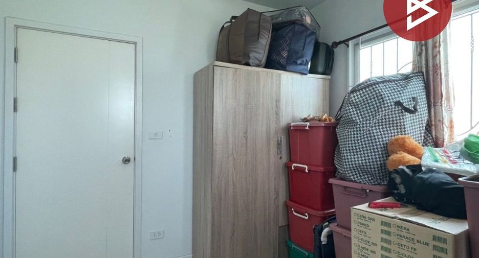 For sale 2 bedrooms townhouse in Khlong Luang, Pathum Thani