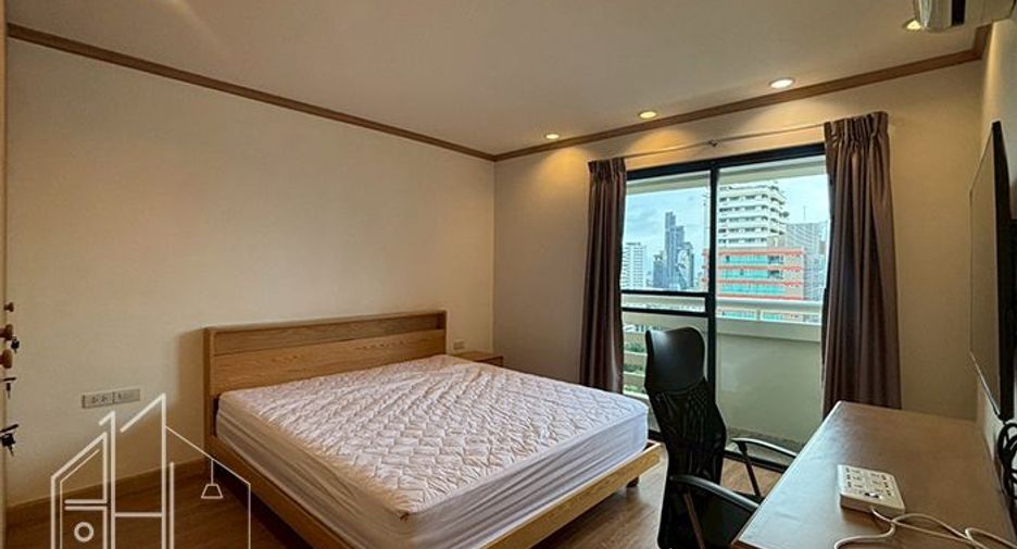Wohnung zur Miete mit 3 Zimmer in Khlong Toei, Bangkok