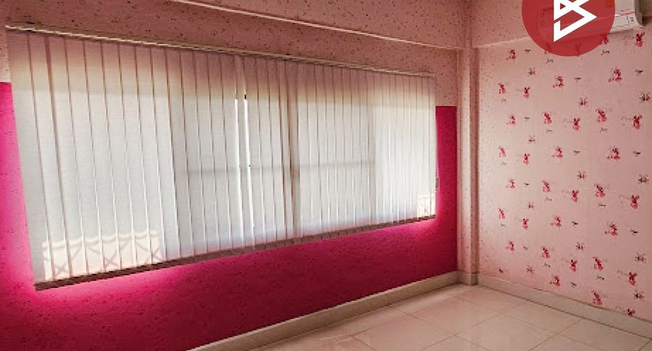 Local comercial en venta de 7 habitaciones en Nong Khaem, Bangkok