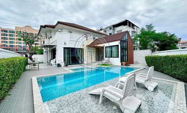 Villa en alquiler de 4 habitaciones en Jomtien, Pattaya