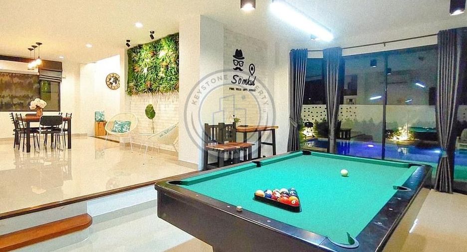 Villa en alquiler de 4 habitaciones en Jomtien, Pattaya
