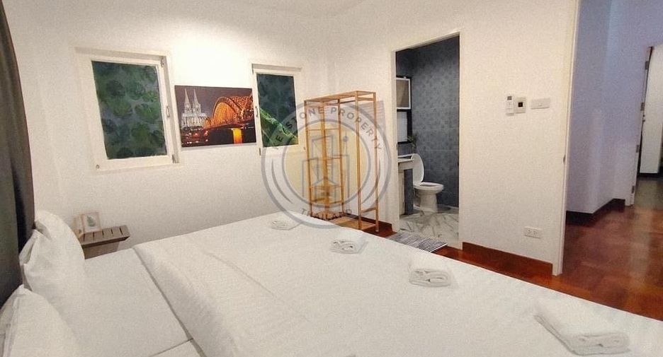 Villa en alquiler de 4 habitaciones en Jomtien, Pattaya
