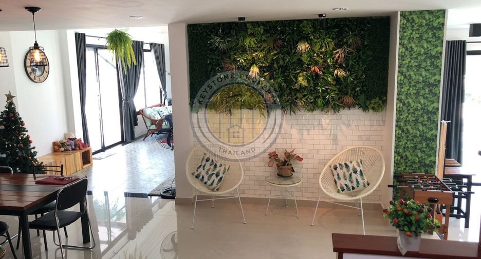 Villa en alquiler de 4 habitaciones en Jomtien, Pattaya