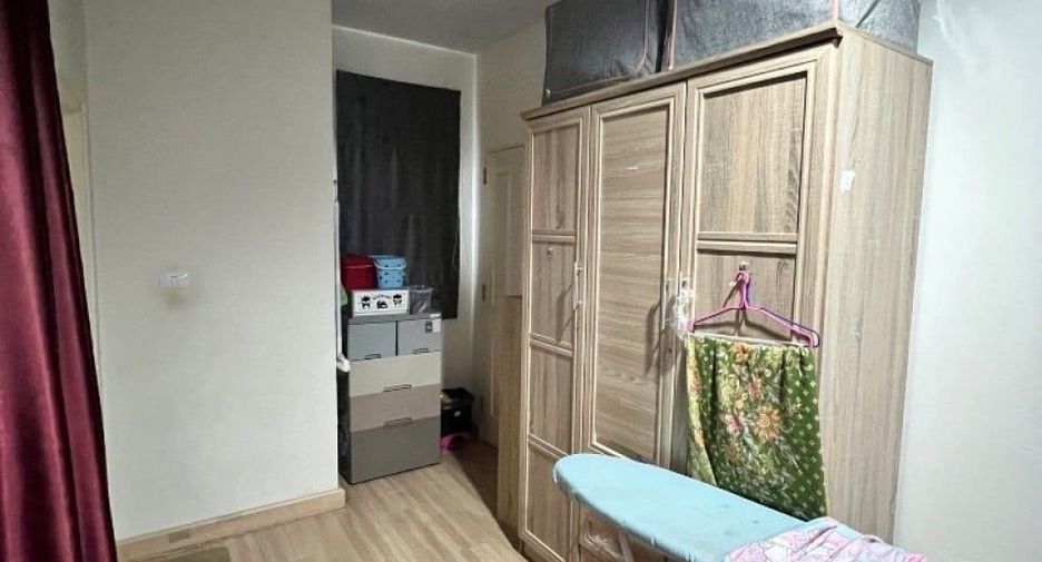 For sale 3 bedrooms townhouse in Bang Bua Thong, Nonthaburi