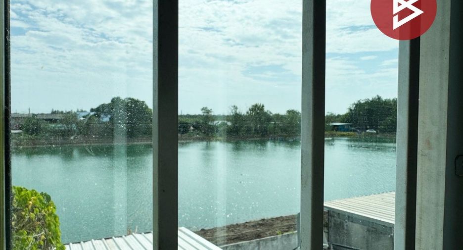 For sale 2 bedrooms townhouse in Bang Pakong, Chachoengsao