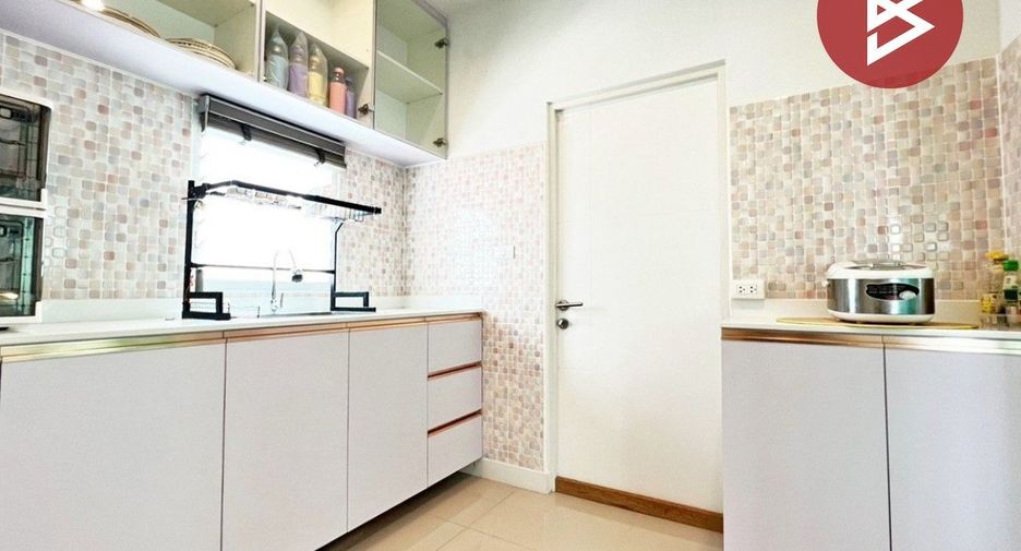 Haus zum Kauf mit 3 Zimmer in Mueang Samut Sakhon, Samut Sakhon