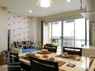For rent 2 bedrooms apartment in Watthana, Bangkok