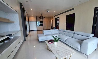 For rent 2 bedrooms condo in Pathum Wan, Bangkok