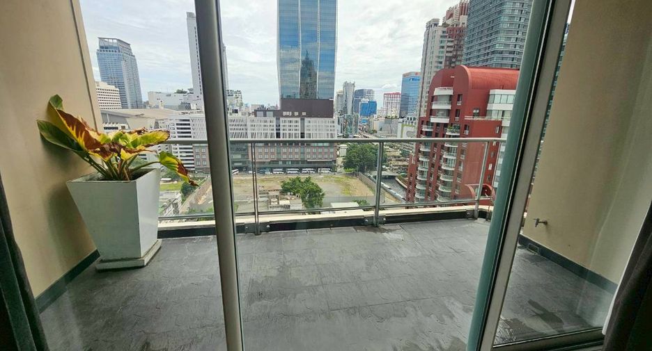 For rent 2 bedrooms condo in Pathum Wan, Bangkok