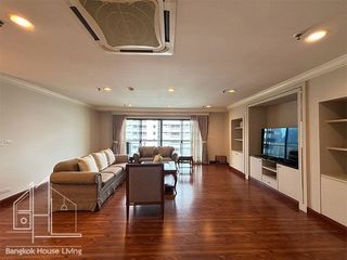 Apartamento en alquiler de 3 habitaciones en Watthana, Bangkok