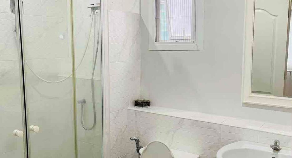 For rent 3 bedrooms house in Bang Lamung, Chonburi