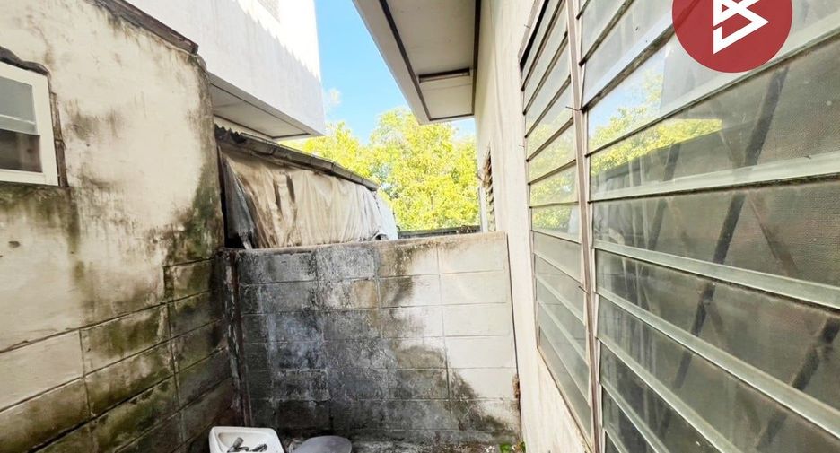 For sale 2 bedrooms townhouse in Lam Luk Ka, Pathum Thani