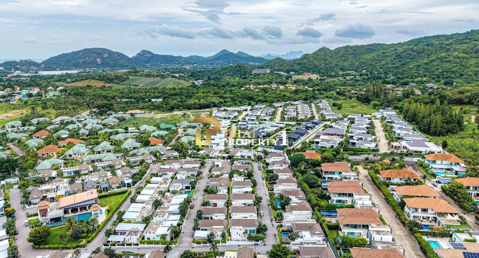 À vendre 3 chambres villa à Hua Hin, Prachuap Khiri Khan