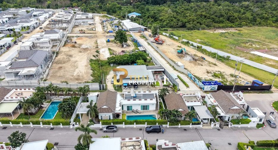 À vendre 3 chambres villa à Hua Hin, Prachuap Khiri Khan