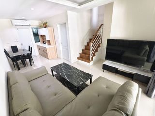 For rent 4 ベッドルーム townhouse in Bang Lamung, Chonburi