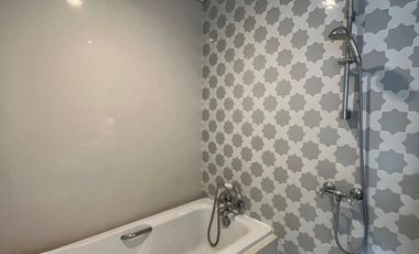 Аренда и продажа 1 кровать кондо в Кхлонг Тоеи, Бангкок
