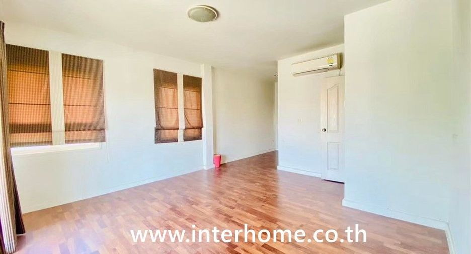 For sale 3 ベッドルーム house in Lam Luk Ka, Pathum Thani