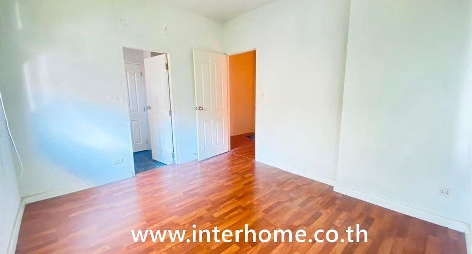 For sale 3 ベッドルーム house in Lam Luk Ka, Pathum Thani
