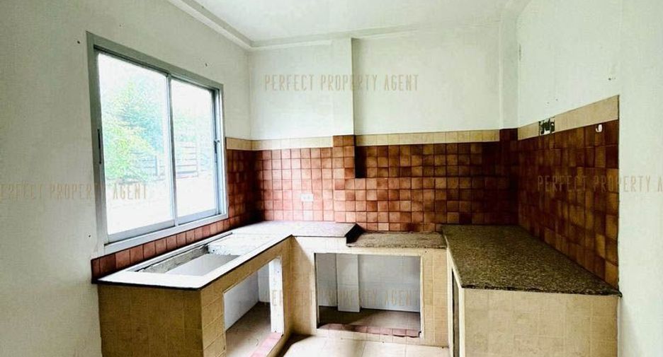 À vendre 3 chambres maison à Bang Yai, Nonthaburi