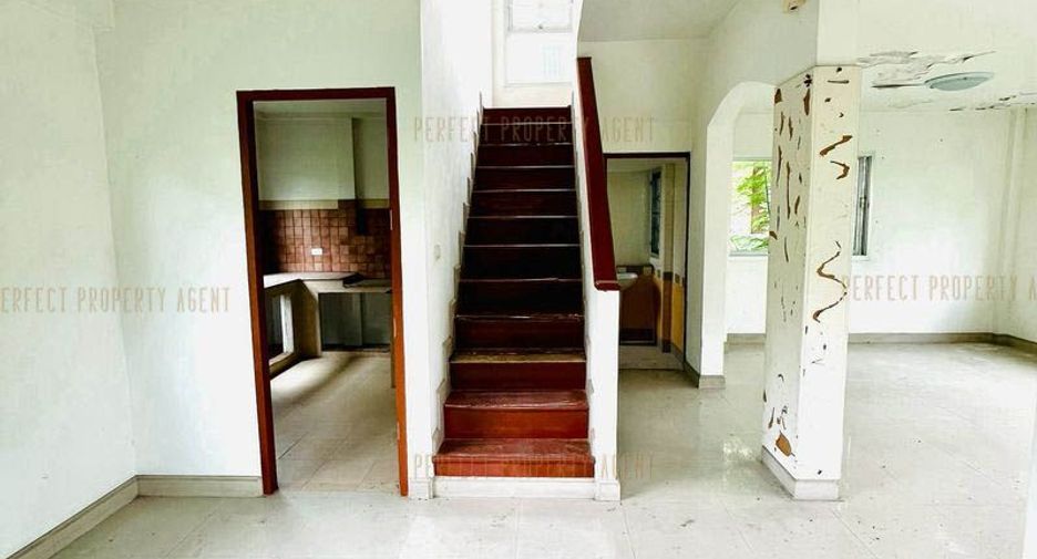 À vendre 3 chambres maison à Bang Yai, Nonthaburi