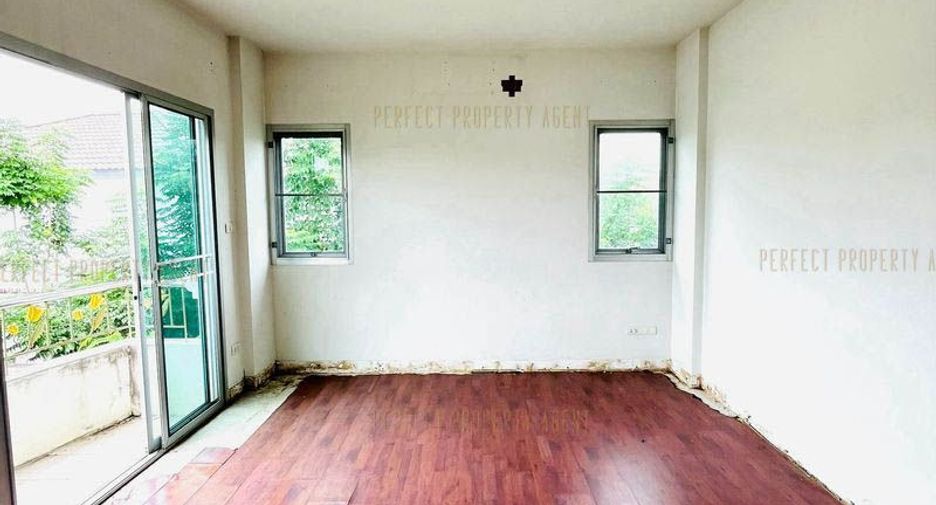 À vendre 3 chambres maison à Bang Yai, Nonthaburi